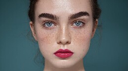 The Evolution of Portrait Photography: Human Faces vs. AI-Generated Images